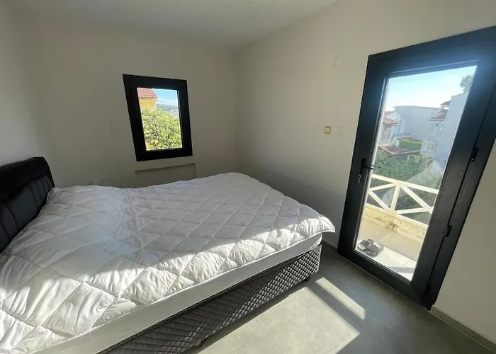 Old House With Pool *