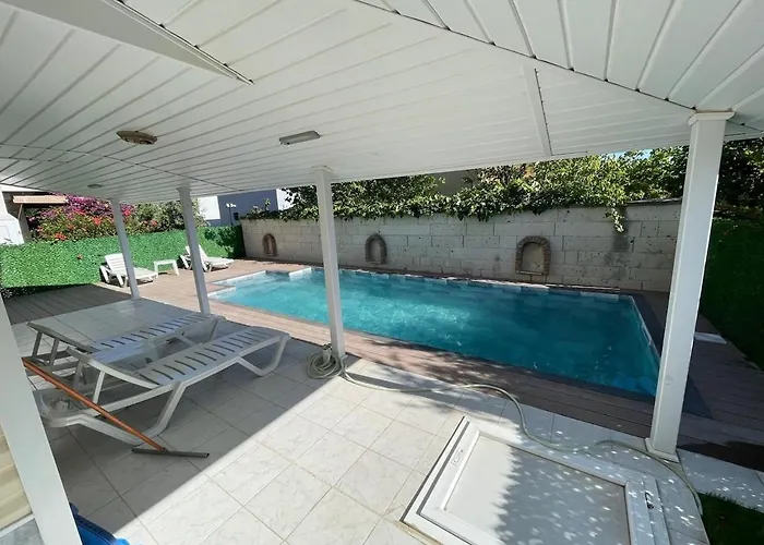 Old House With Pool * Çeşme